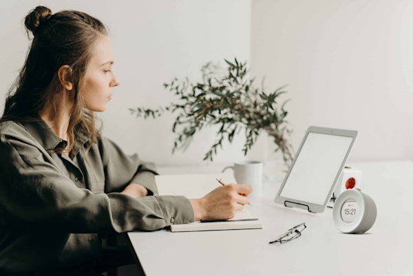 Mindful Tech Use How to Stay Healthy in a Digital World